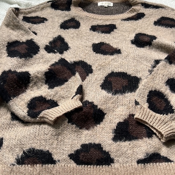 Leopard Brushed Jumper - Picture 5 of 8